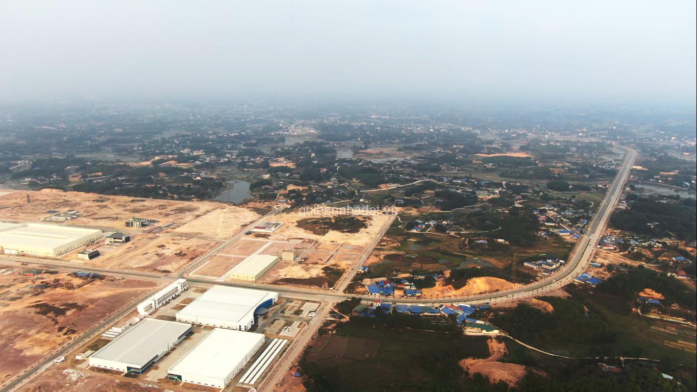 photo 1 16136449959411458768709